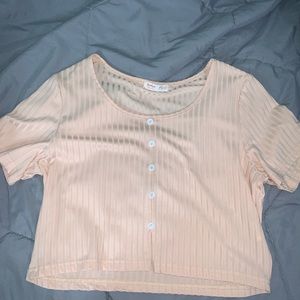 Crop shirt size large